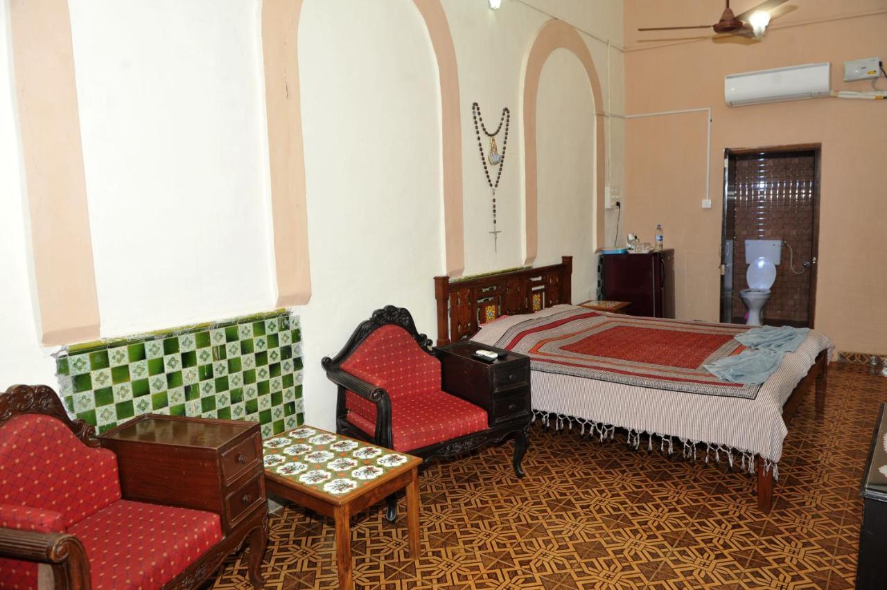 Hotel Vivenda Rebelo Panaji Exterior foto
